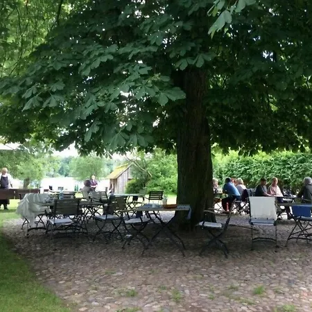 Hotel Seehotel Am Neuklostersee Neukloster