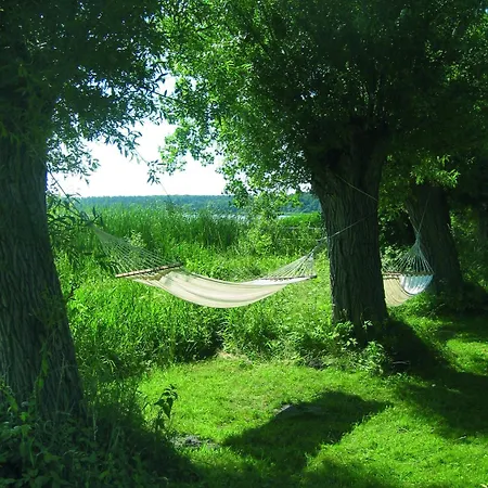 Seehotel Am Neuklostersee