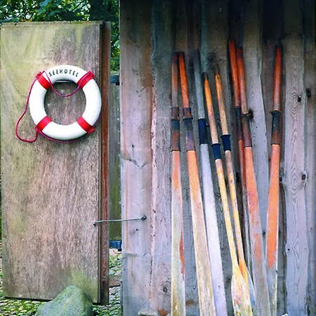 Seehotel Am Neuklostersee Hotel