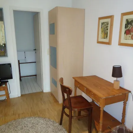 Seehotel Am Neuklostersee ホテル 4*